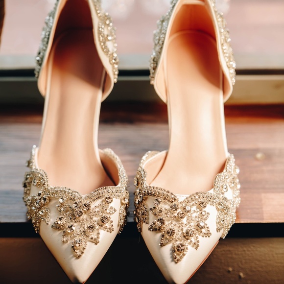 Wedding Shoe - Picture 1 of 3